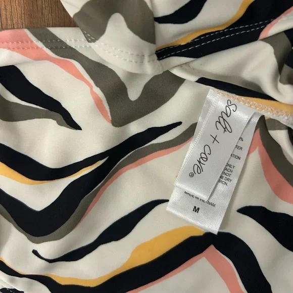 Animal Print Bikini Salt & Cove Women’s Size Medium - Picture 5 of 7